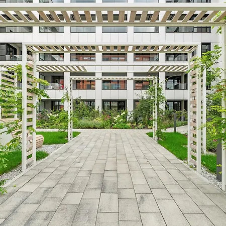 Grand Apartments - Doki Living & Foodhall Gdansk Exterior photo