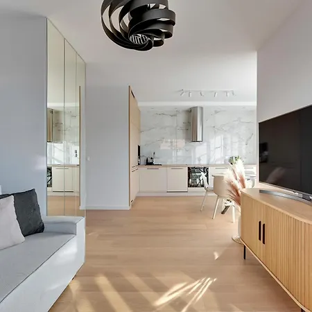 Grand Apartments - Doki Living & Foodhall Gdansk Exterior photo